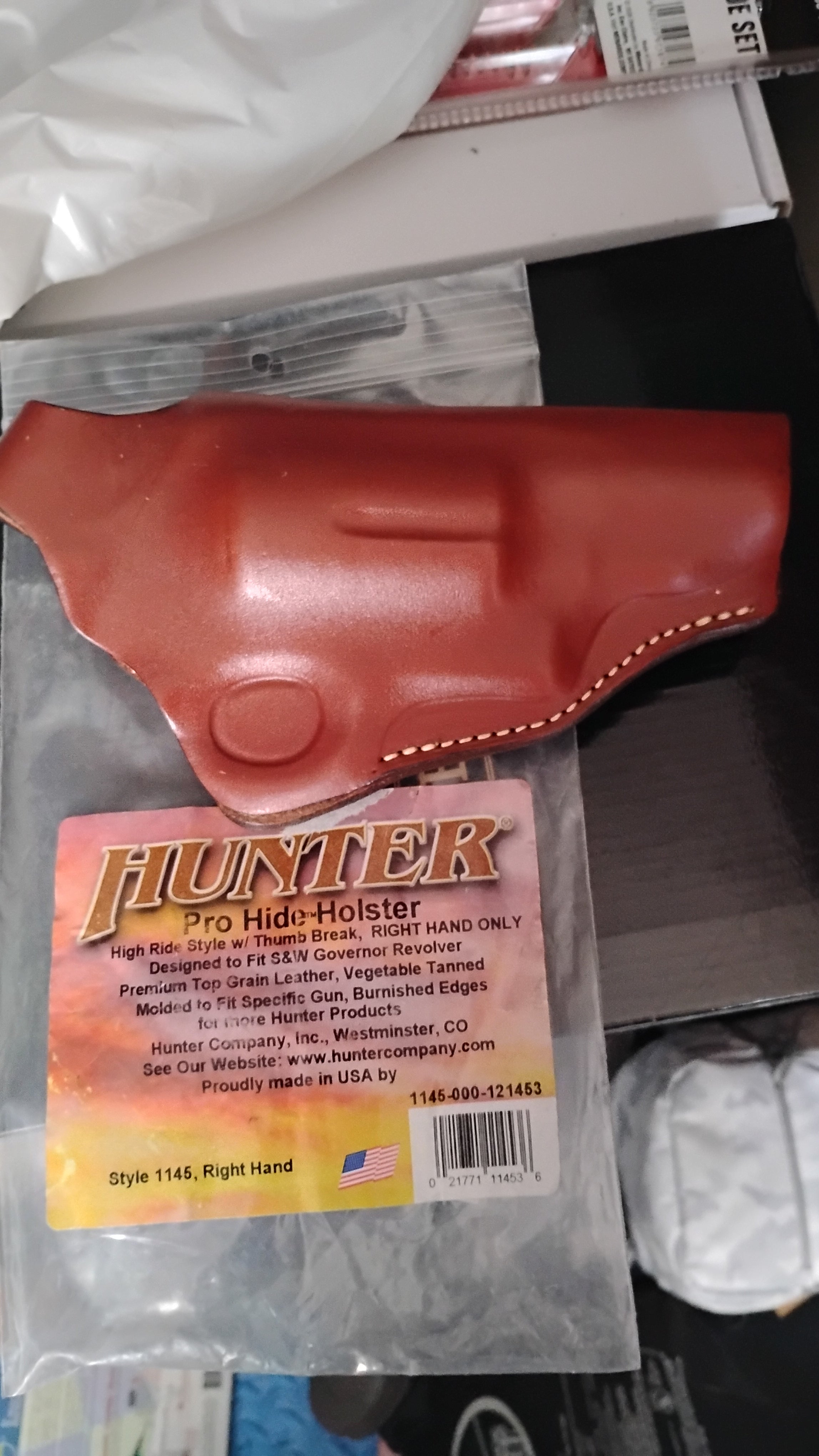 HUNTER PRO HIDE HOLSTER RIGHT HANDED